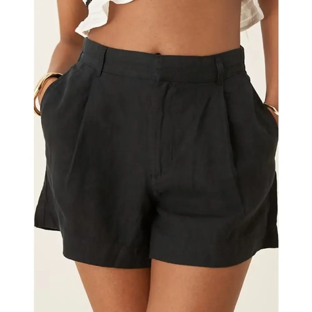 Abercrombie & Fitch Black Linen Blend High-Waist Shorts